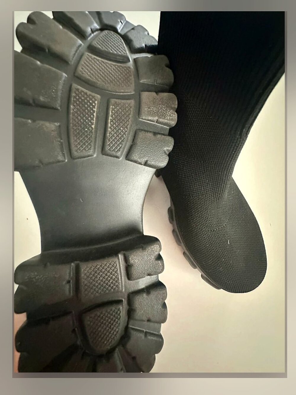 Lightweight sock boots - Picture 3 of 4
